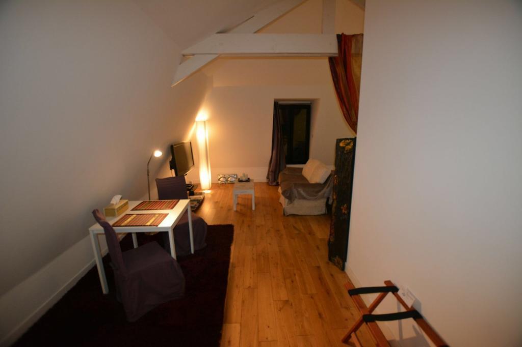 Maison D'Hotes Les Coudreaux Rueil-Malmaison Exteriör bild