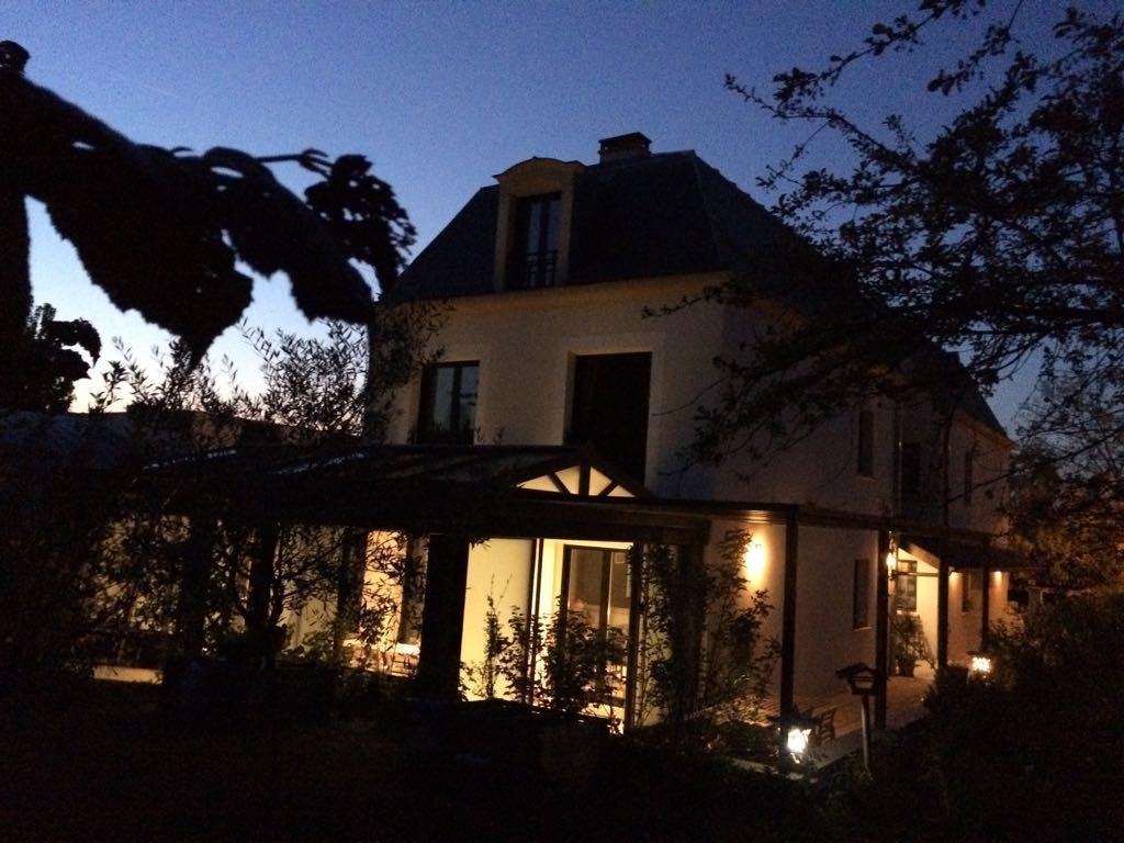 Maison D'Hotes Les Coudreaux Rueil-Malmaison Exteriör bild